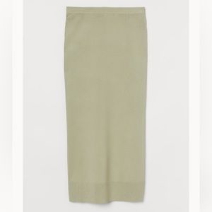 Two-piece fine knit set